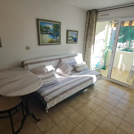 Apartment 2 Pieces Avec Balcon, Piscine Et Parking Privatif A - Fr-1-780-40 *