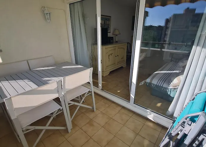 Apartman 2 Pieces Avec Balcon, Piscine Et Parking Privatif A - Fr-1-780-40